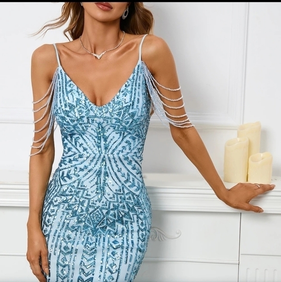 Blue, Geometric Print, Strapless,  Sleeveless, Beaded,   Contrast Sequin… - Picture 11 of 16